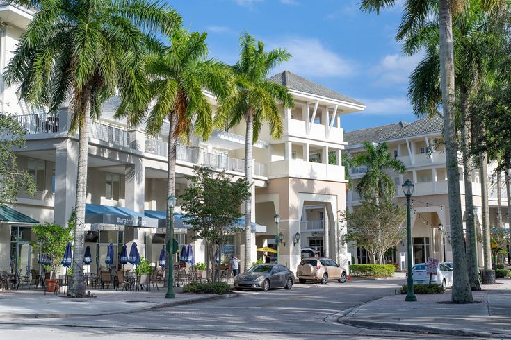 Benzel Mansion - Hotel in Jupiter Florida