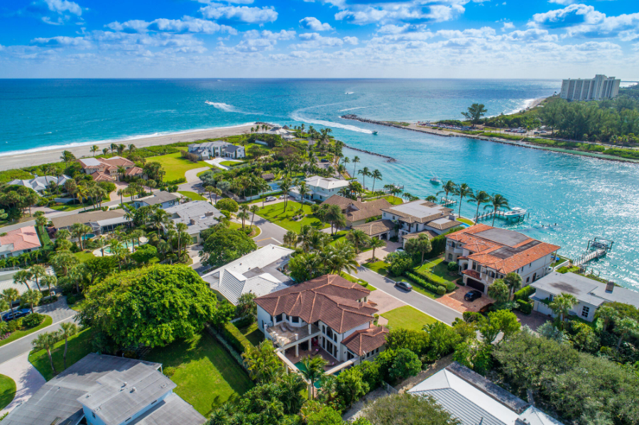 Florida Coastal Home Decor Trends: Embrace the Beach Vibe