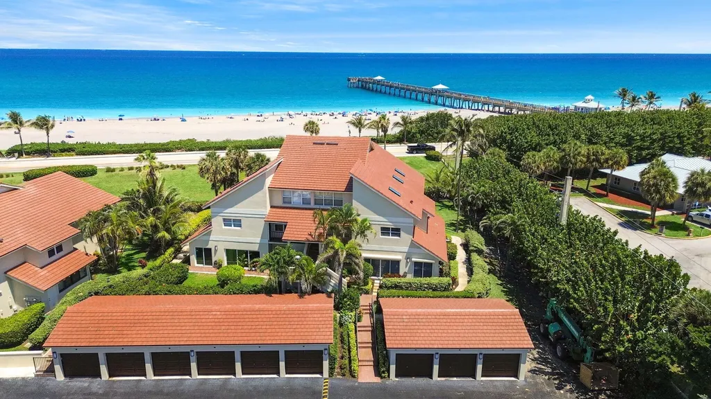 Best coastal towns in Florida