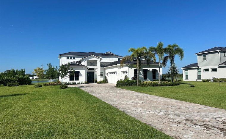 Jupiter gated homes near schools